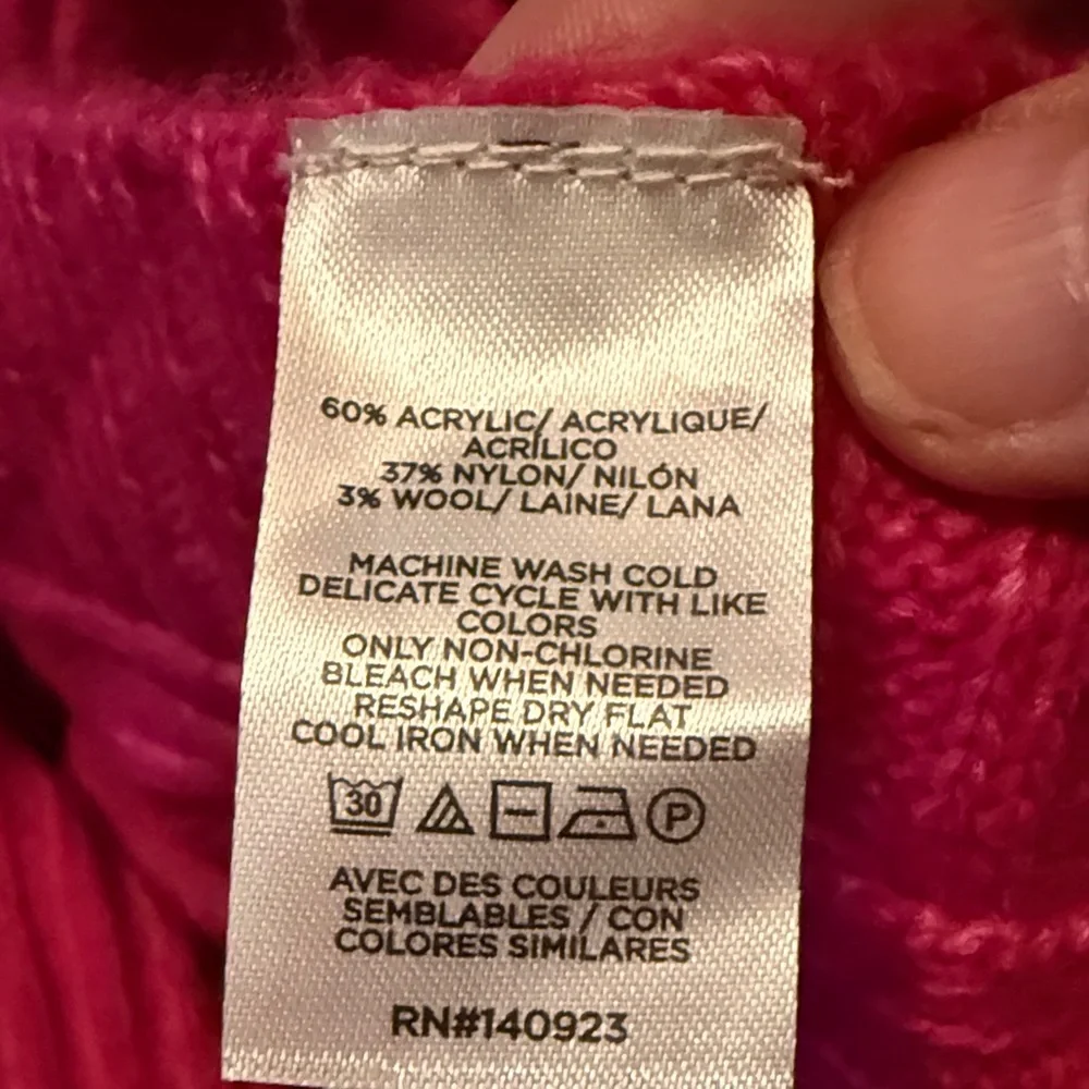 LOFT Fuchsia Knit‎ Poncho